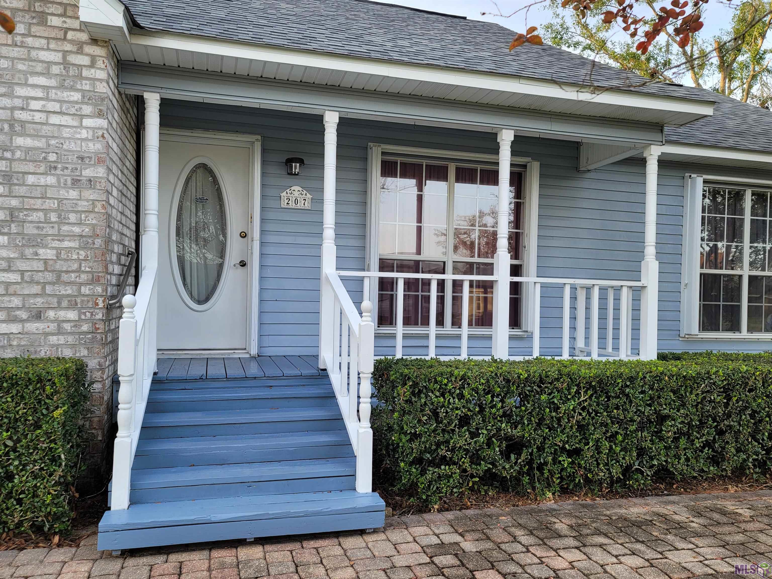 207 Holly Street Raceland, LA 70394 - Photo 4 of 31