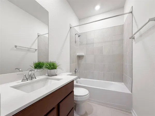 $2,150 | 2809 Cordova Hill Drive, Katy, TX 77493