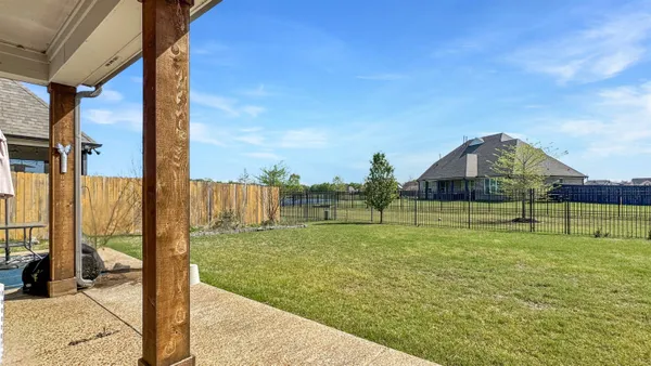 a view of outdoor space