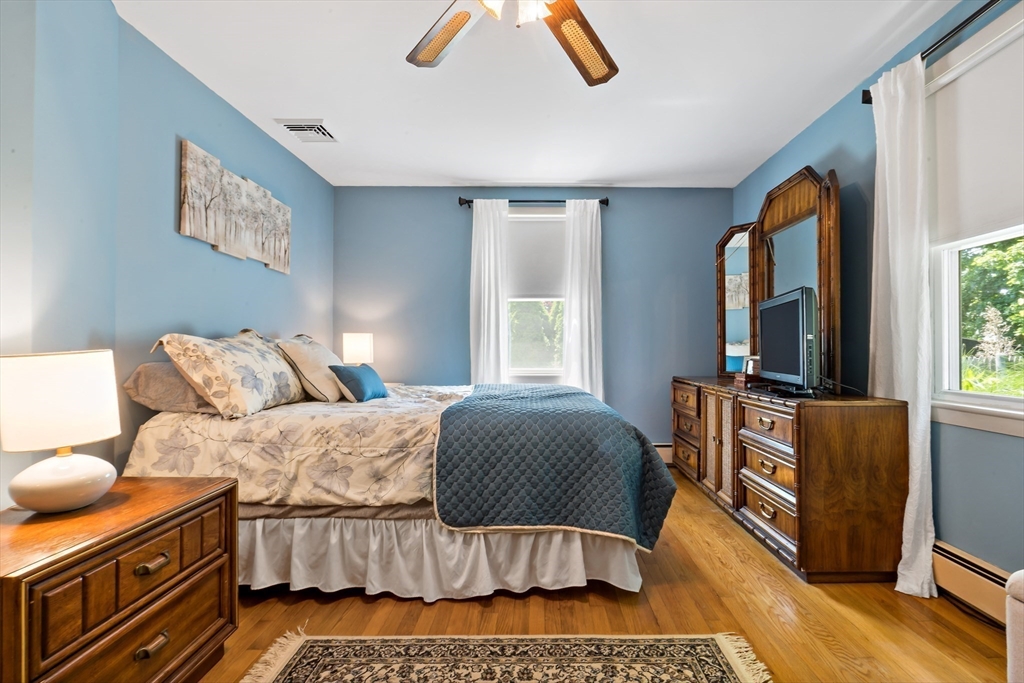 29 Valley Road Somerset, MA 02726 - Photo 18 of 40 Gallery Image 18