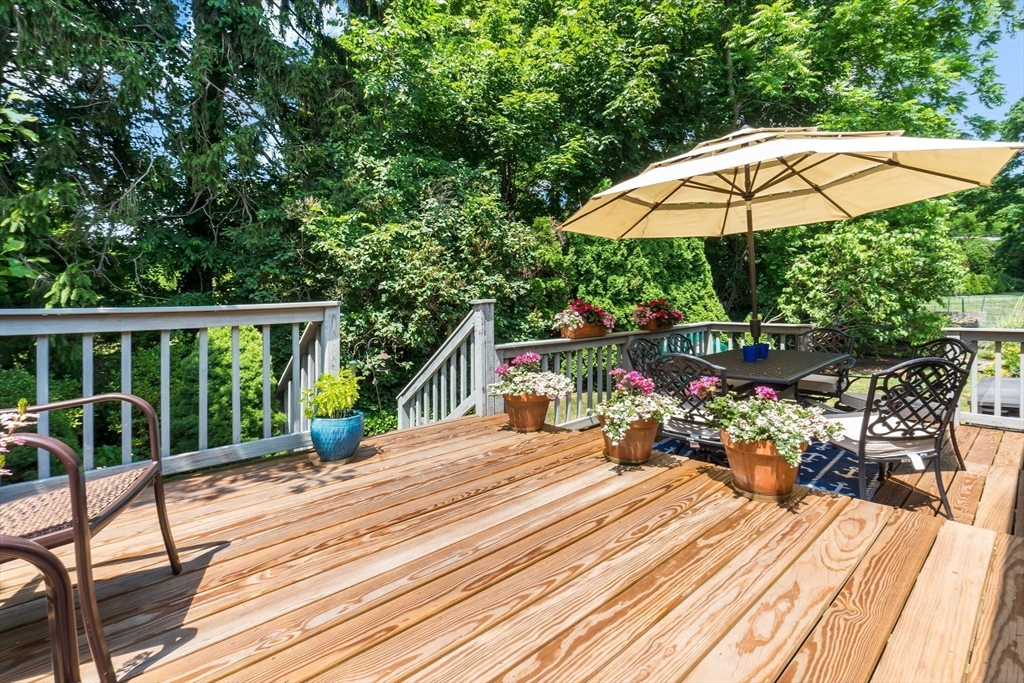 29 Valley Road Somerset, MA 02726 - Photo 31 of 40 Gallery Image 31