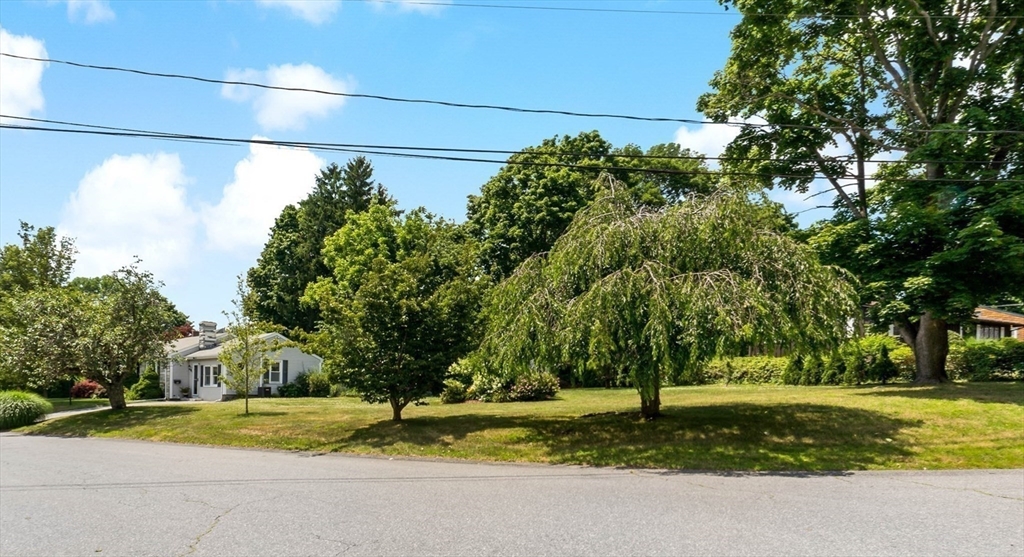 29 Valley Road Somerset, MA 02726 - Photo 38 of 40 Gallery Image 38
