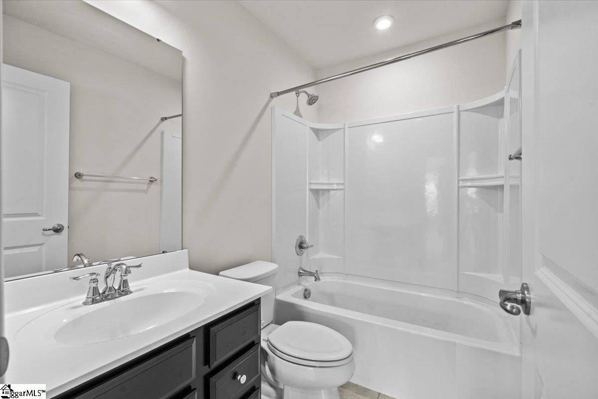 32 Country Dale Drive Greer, SC 29650 - Photo 6 of 20