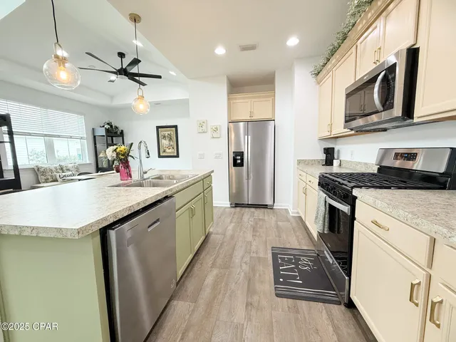 $2,395 | 8734 Sand Dollar Drive, Panama City Beach, FL 32413