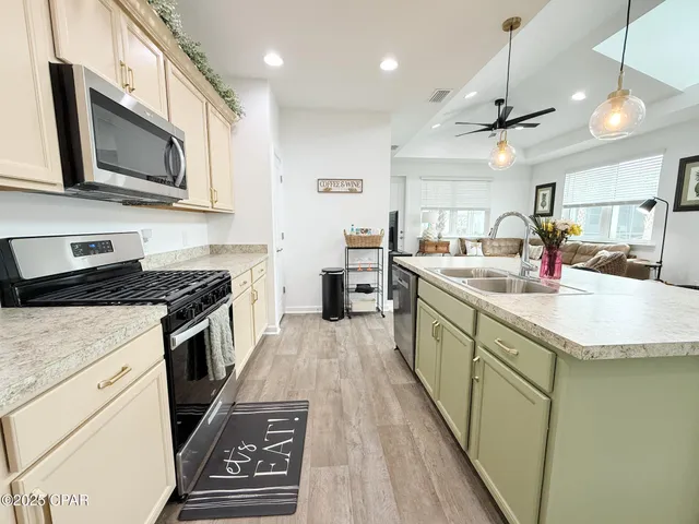 $2,395 | 8734 Sand Dollar Drive, Panama City Beach, FL 32413