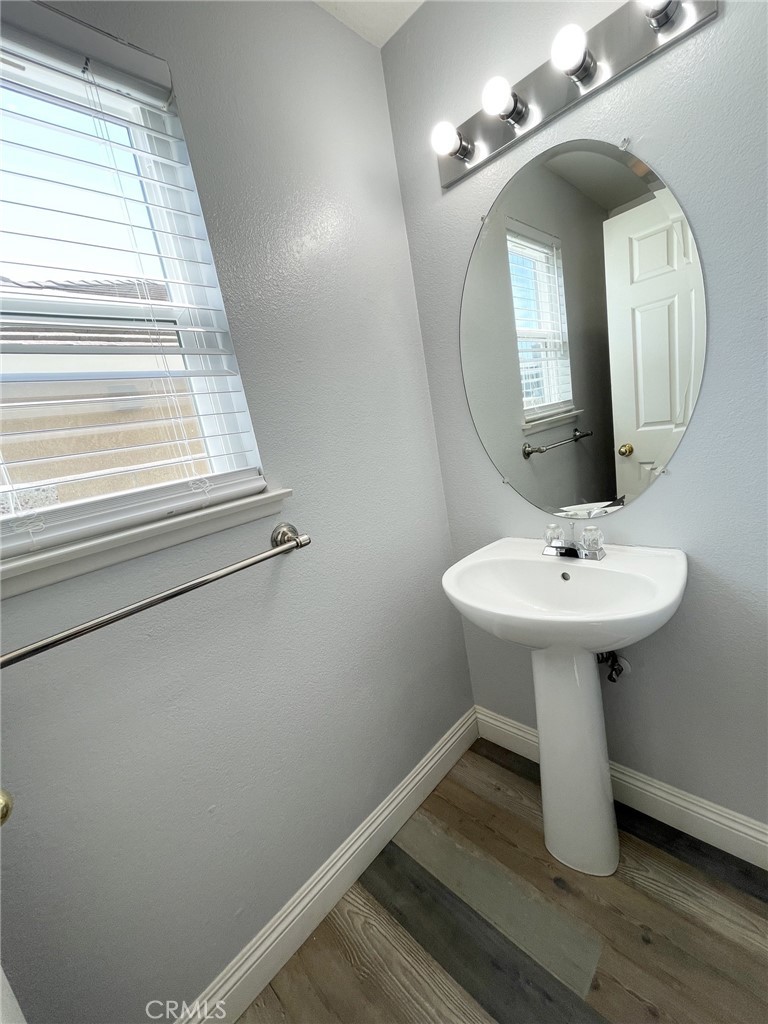 15096 Fox Ridge Drive Fontana, CA 92336 - Photo 4 of 28