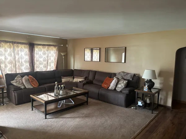 $275,000 | 2421 187th Place, Lansing, IL 60438