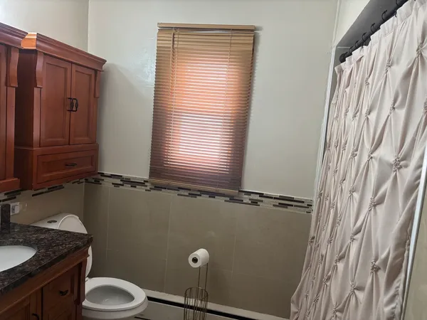 $275,000 | 2421 187th Place, Lansing, IL 60438