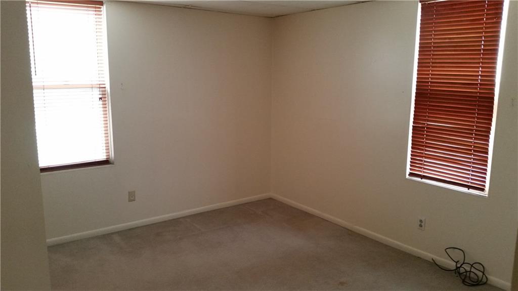1105 Riverside Drive Bridgewater, PA 15009 - Photo 11 of 13