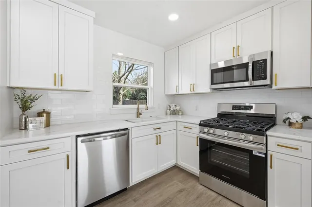 $269,000 | 413 Wanda Way, Hurst, TX 76053