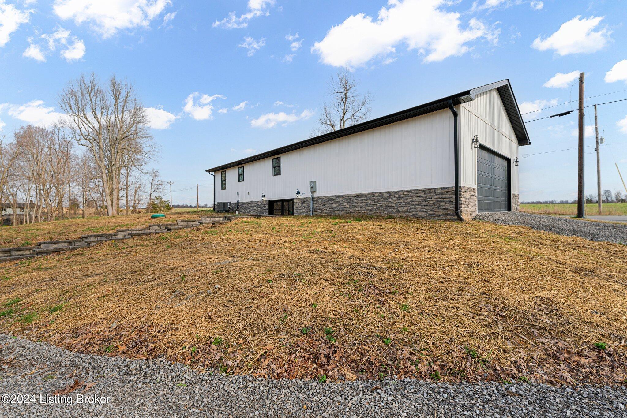6673 Peonia Road Clarkson, KY 42726 - Photo 5 of 25 6-web-or-mls-DSC09071