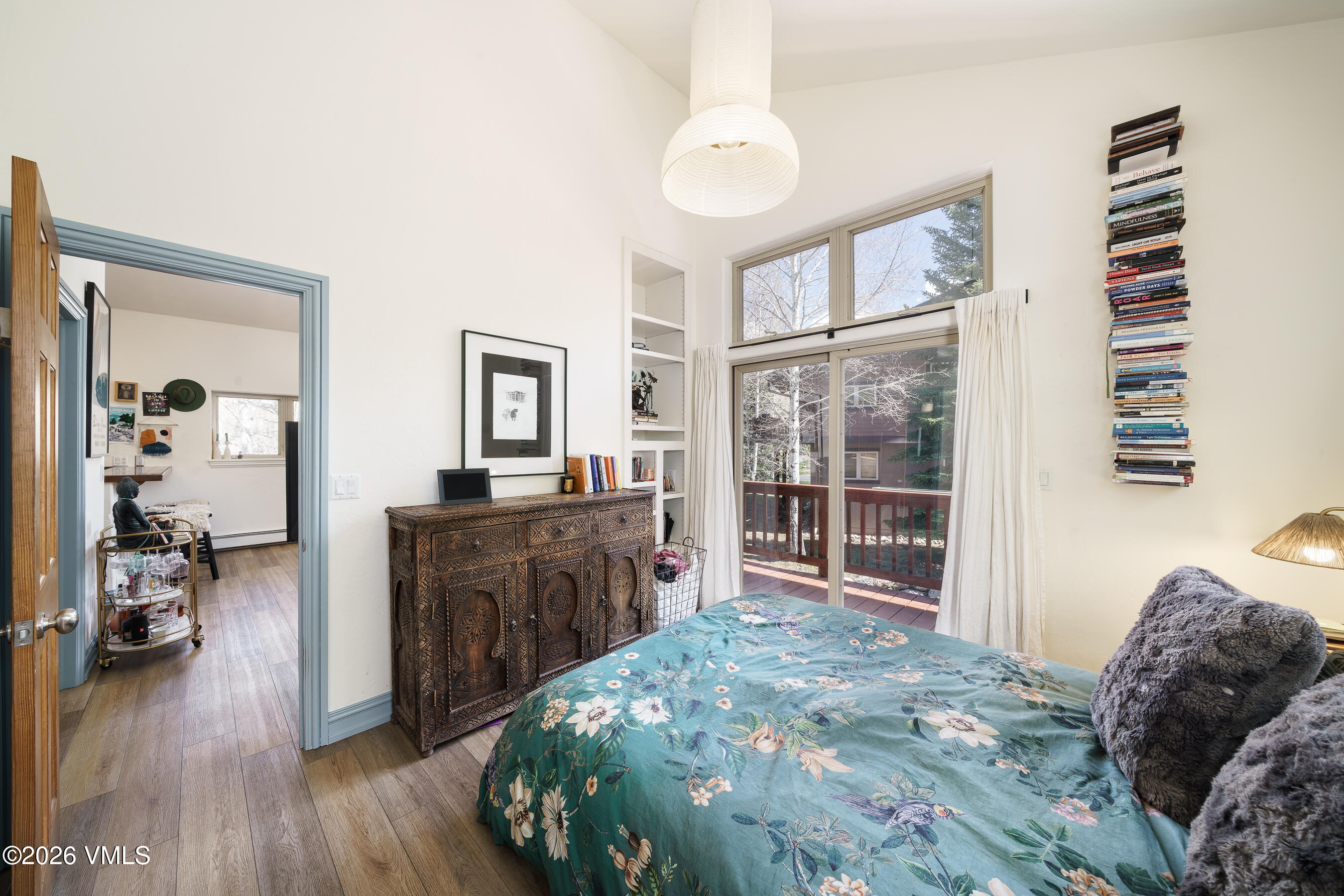 2782 Kinnickinnick Road, Unit 9B Vail, CO 81657 - Photo 13 of 30 2782B_Kinnikinnick_Road_042 copy