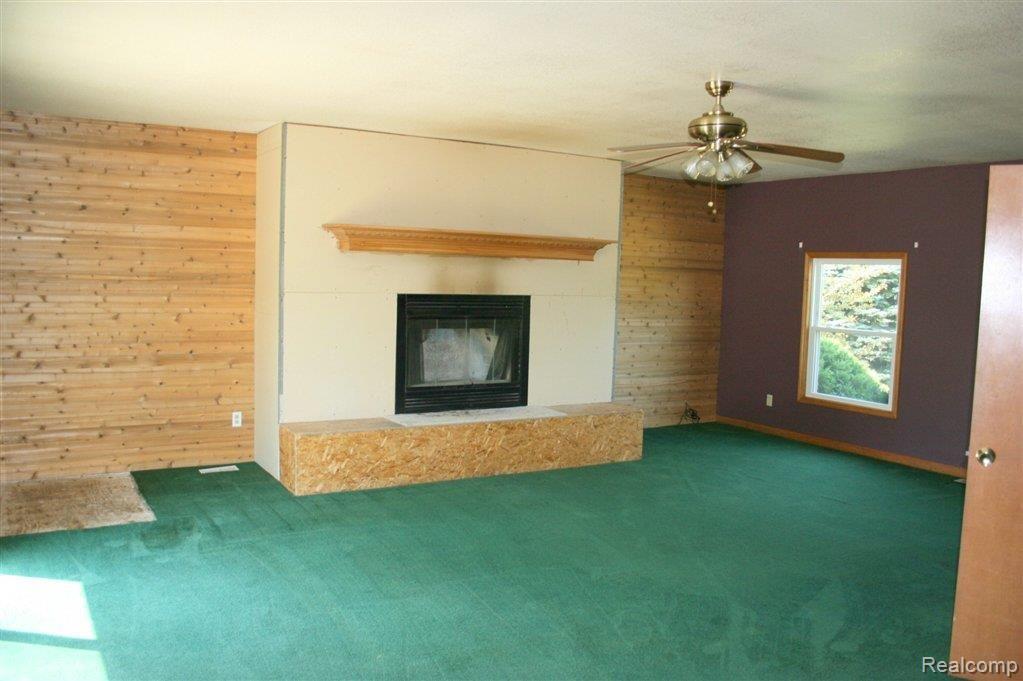 211 Nieman Road Monroe, MI 48161 - Photo 10 of 15 IMG_4210.JPG