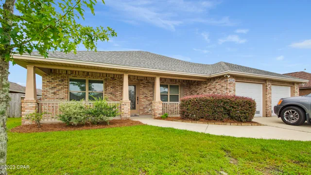 $2,300 | 4210 Florence Tolsma Way, Panama City, FL 32404