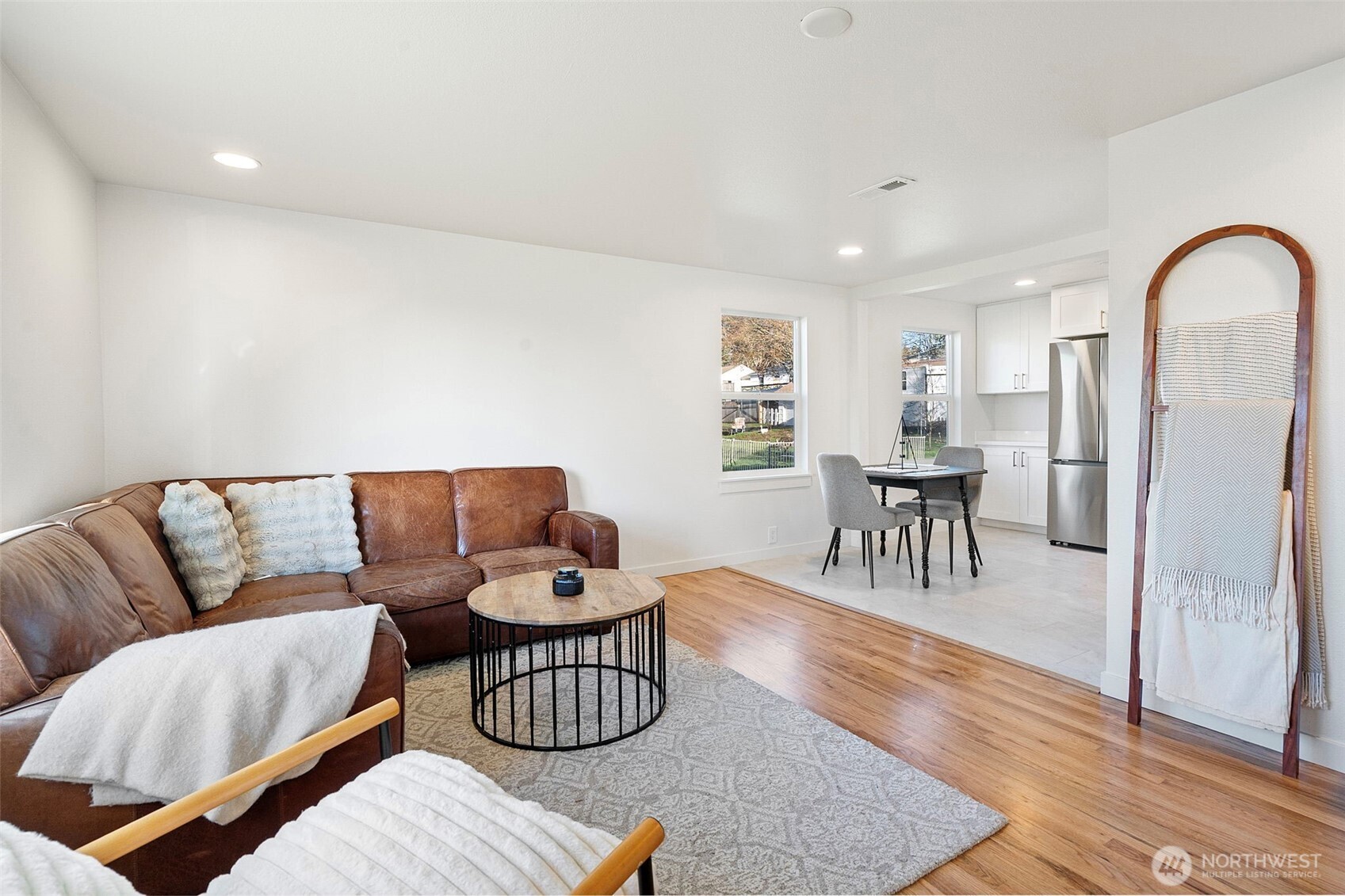 3238 Robin Avenue Bremerton, WA 98310 - Photo 9 of 21