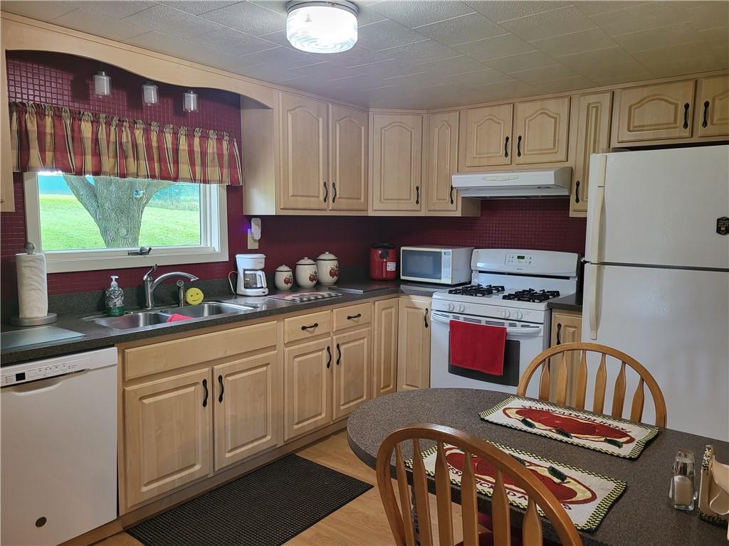 138 Cherry Run Street Rimersburg, PA 16248 - Photo 4 of 32 Gallery Image 4
