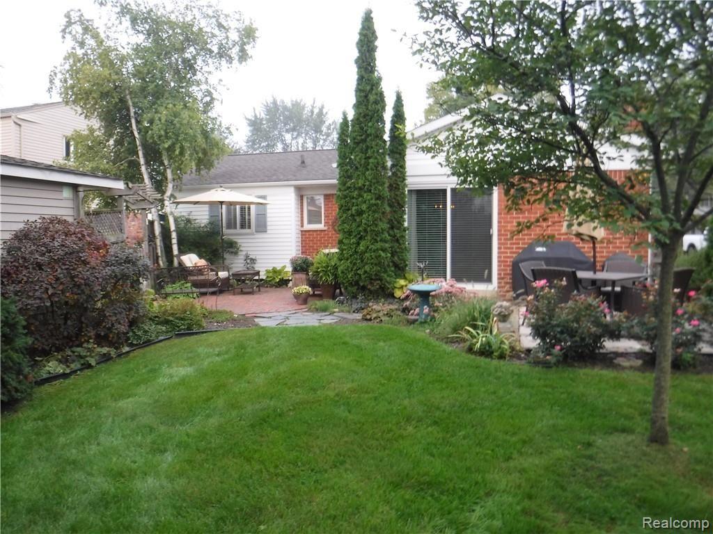 2126 Atlas Drive Troy, MI 48083 - Photo 2 of 20 DSCF6066 (2).JPG