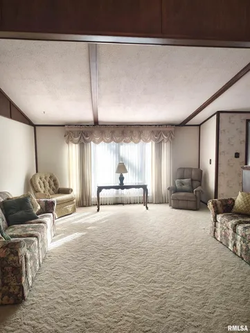 $189,900 | 189 Hopewell Drive, Sparland, IL 61565