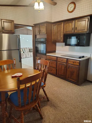 $189,900 | 189 Hopewell Drive, Sparland, IL 61565