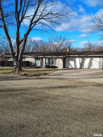 $189,900 | 189 Hopewell Drive, Sparland, IL 61565