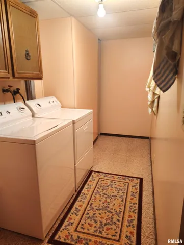 $189,900 | 189 Hopewell Drive, Sparland, IL 61565