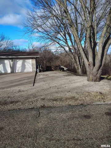 $189,900 | 189 Hopewell Drive, Sparland, IL 61565