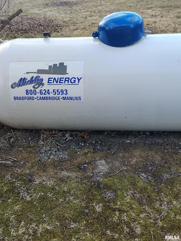 $189,900 | 189 Hopewell Drive, Sparland, IL 61565