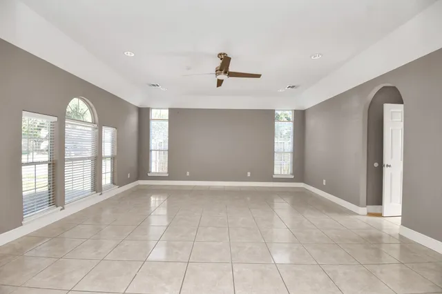 $1,900 | 3503 Nayland Rock Drive, Houston, TX 77066