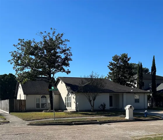 $1,900 | 3503 Nayland Rock Drive, Houston, TX 77066