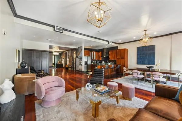 $4,750 | 713 Camp Street, Unit 400, New Orleans, LA 70130