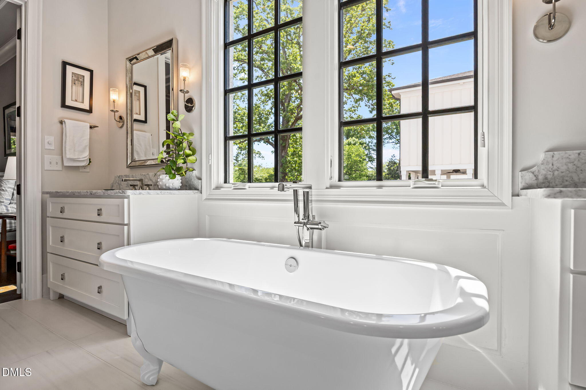 2118 Cowper Drive Raleigh, NC 27608 - Photo 30 of 66 Owner's Bath