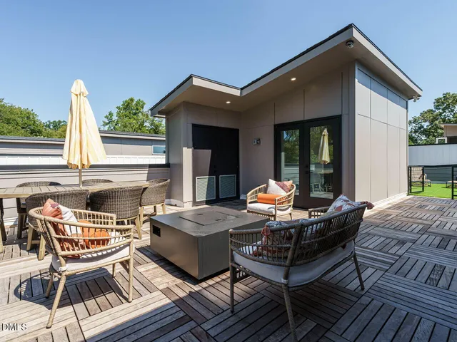 $1,167,000 | 1527 Urban Trace Lane, Raleigh, NC 27608