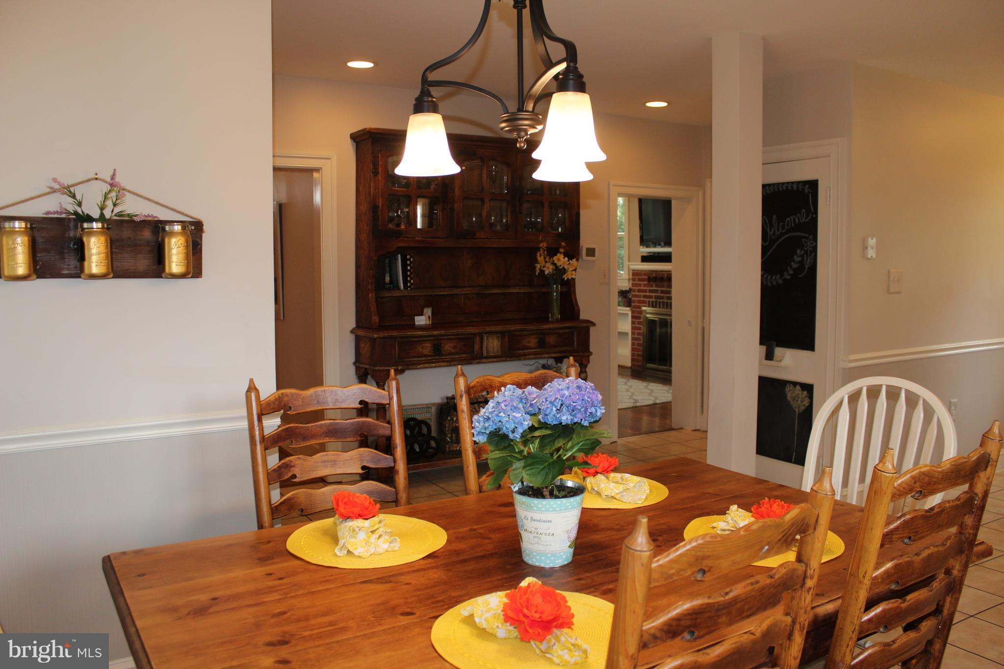 229 Dry Mill Road Southwest Leesburg, VA 20175 - Photo 11 of 28 Eat In Country Kitchen