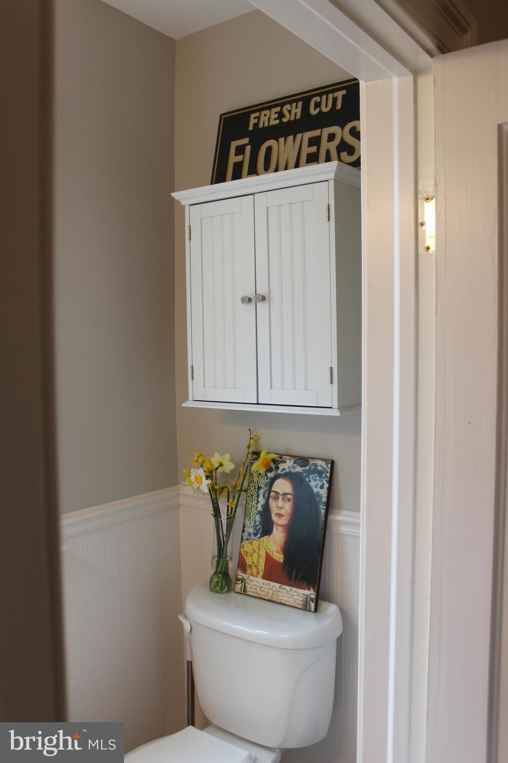 229 Dry Mill Road Southwest Leesburg, VA 20175 - Photo 15 of 28 Main Level Half Bath