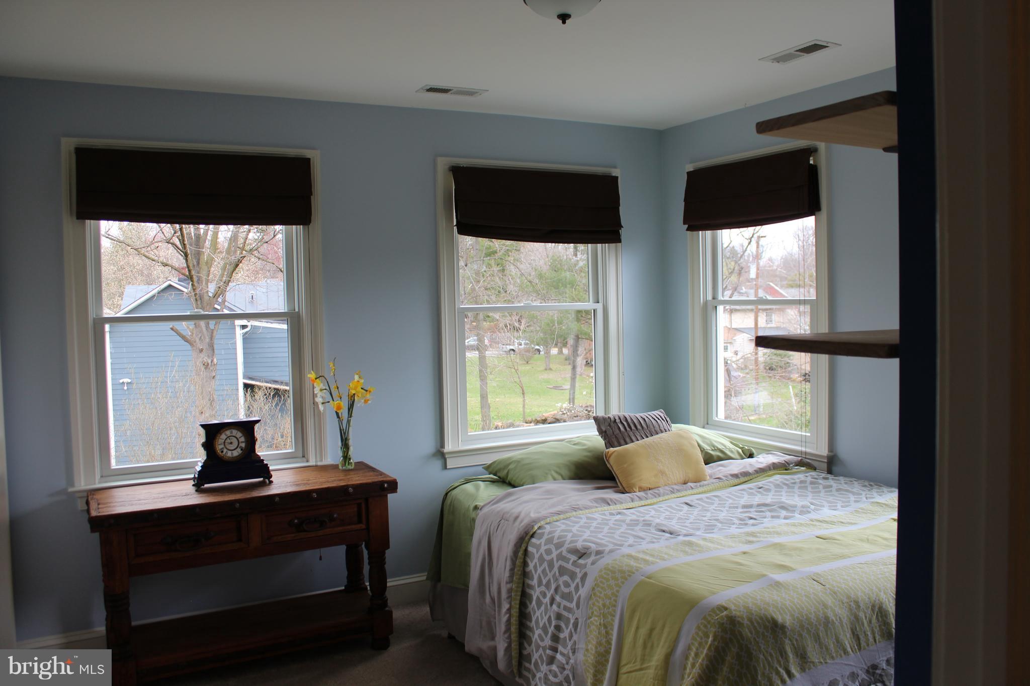 229 Dry Mill Road Southwest Leesburg, VA 20175 - Photo 22 of 28 Bedroom