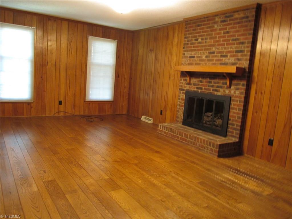1714 Scarborough Road High Point, NC 27265 - Photo 10 of 24 Gallery Image 10