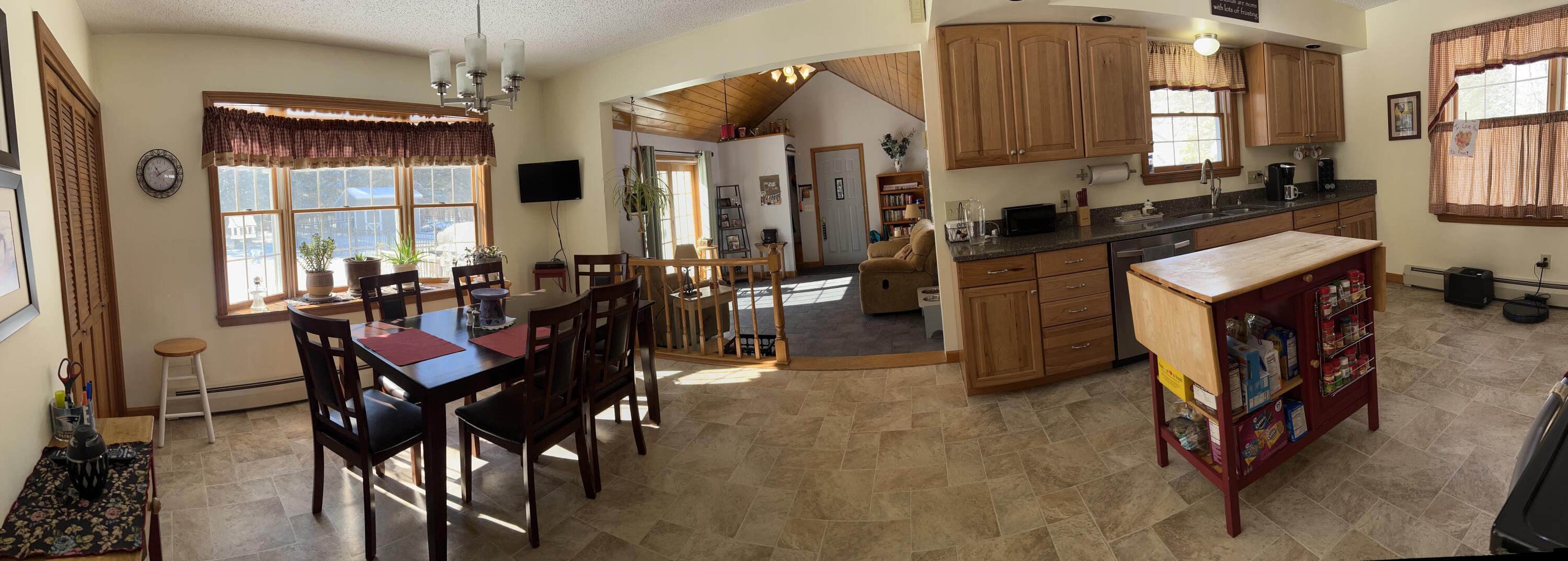 9 6 Rod Road Fairfield, ME 04937 - Photo 11 of 67 10 Dining into kitchen