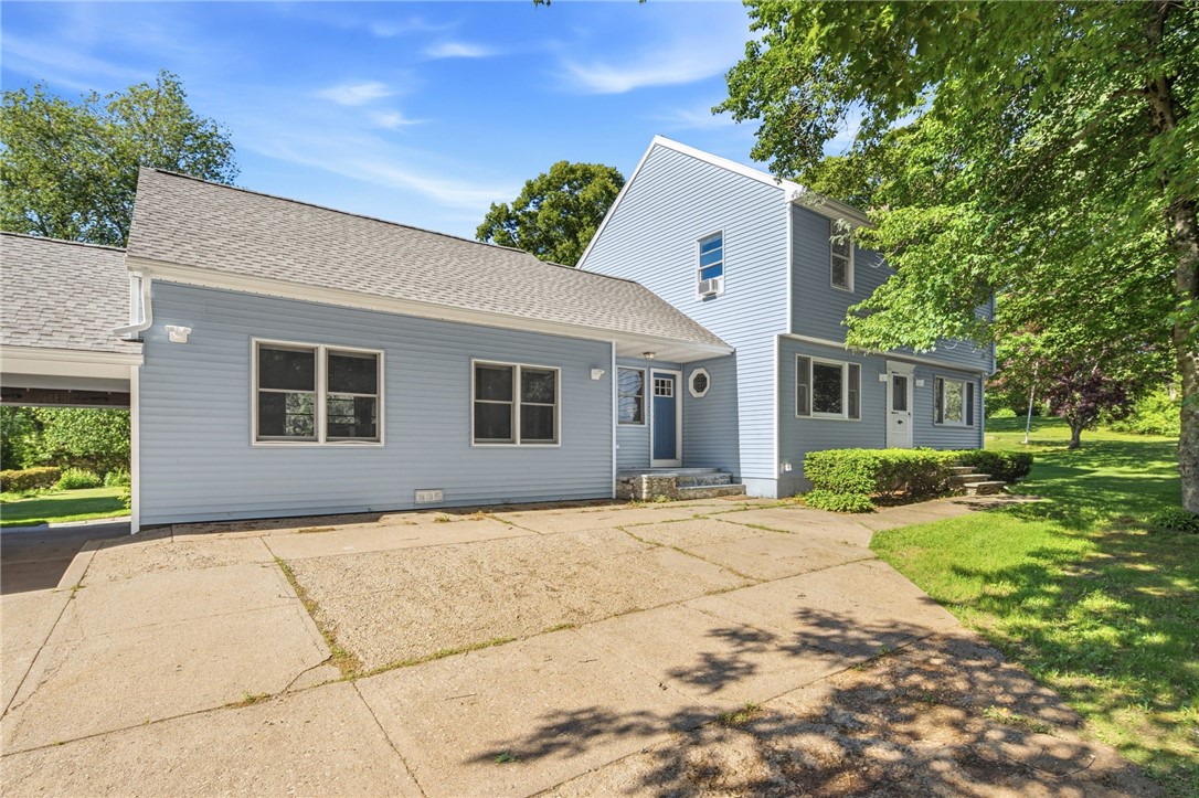 655 Saugatucket Road South Kingstown, RI 02879 - Photo 2 of 50
