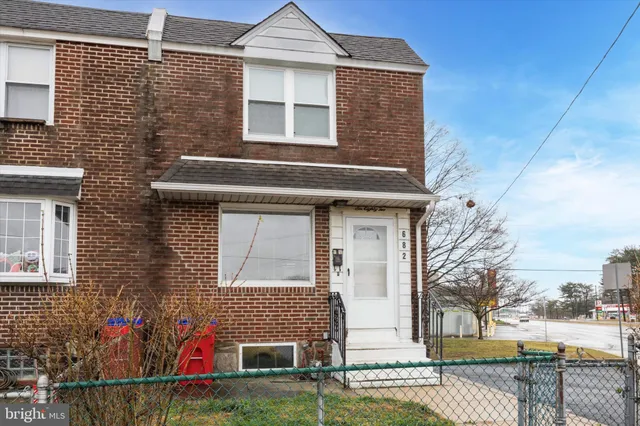 $2,100 | 682 2nd Avenue, Bristol, PA 19007