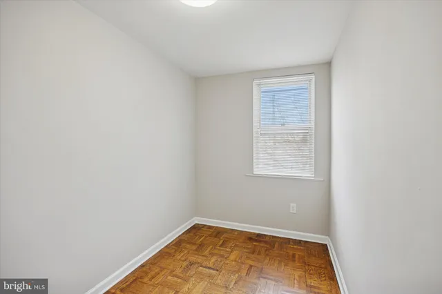 $2,100 | 682 2nd Avenue, Bristol, PA 19007