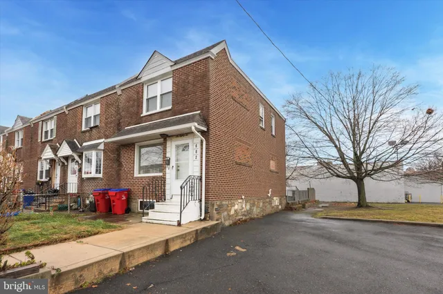 $2,100 | 682 2nd Avenue, Bristol, PA 19007