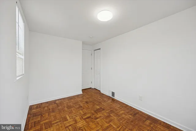 $2,100 | 682 2nd Avenue, Bristol, PA 19007