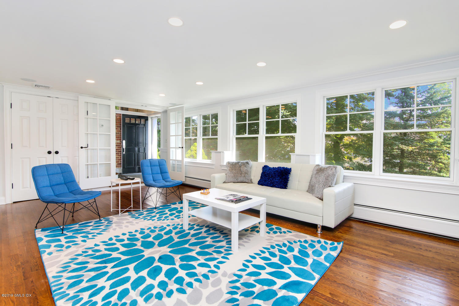 8 Marks Road Riverside, CT 06878 - Photo 15 of 24 a living room with furniture and a window