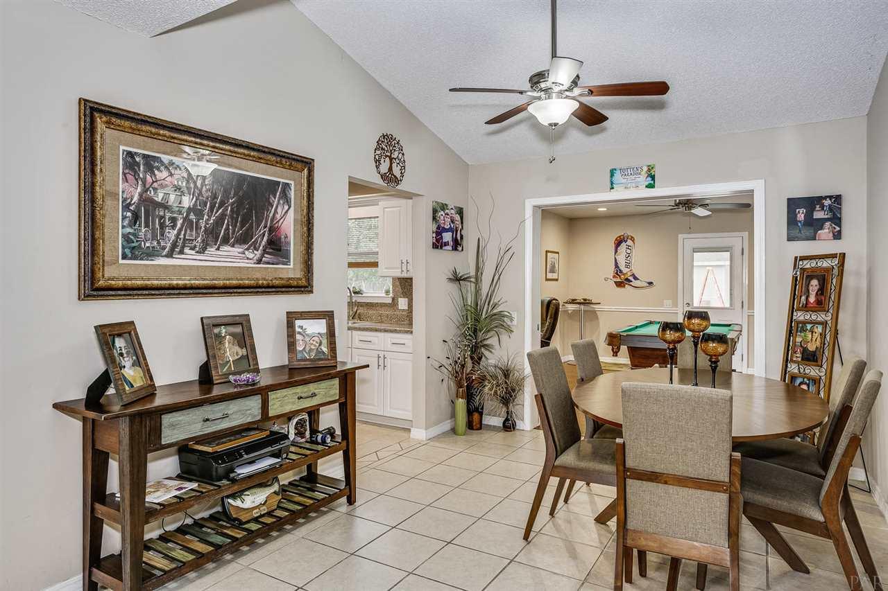 2739 River Run Road Navarre, FL 32566 - Photo 11 of 40 Gallery Image 11