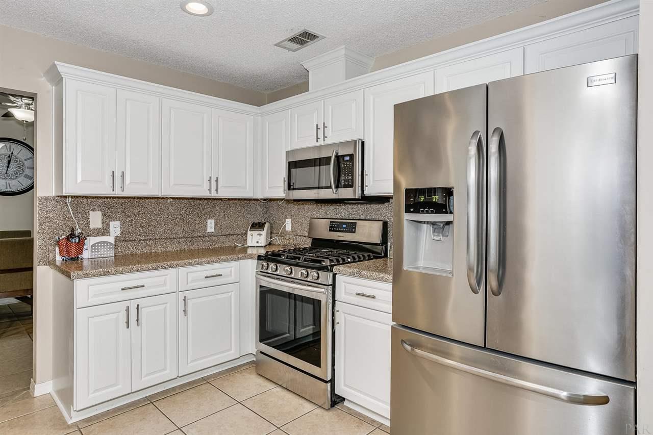 2739 River Run Road Navarre, FL 32566 - Photo 17 of 40 Gallery Image 17