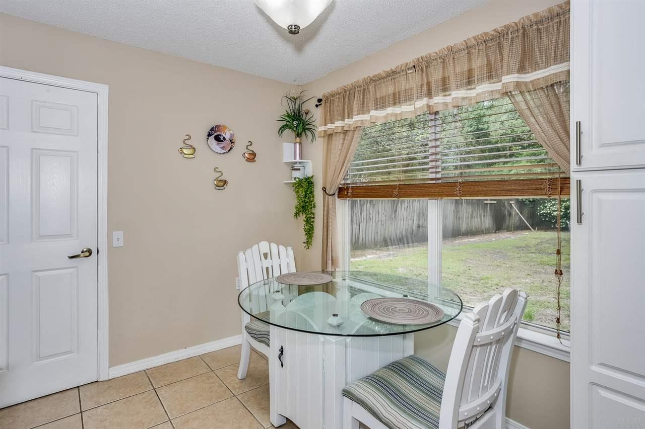 2739 River Run Road Navarre, FL 32566 - Photo 21 of 40 Gallery Image 21