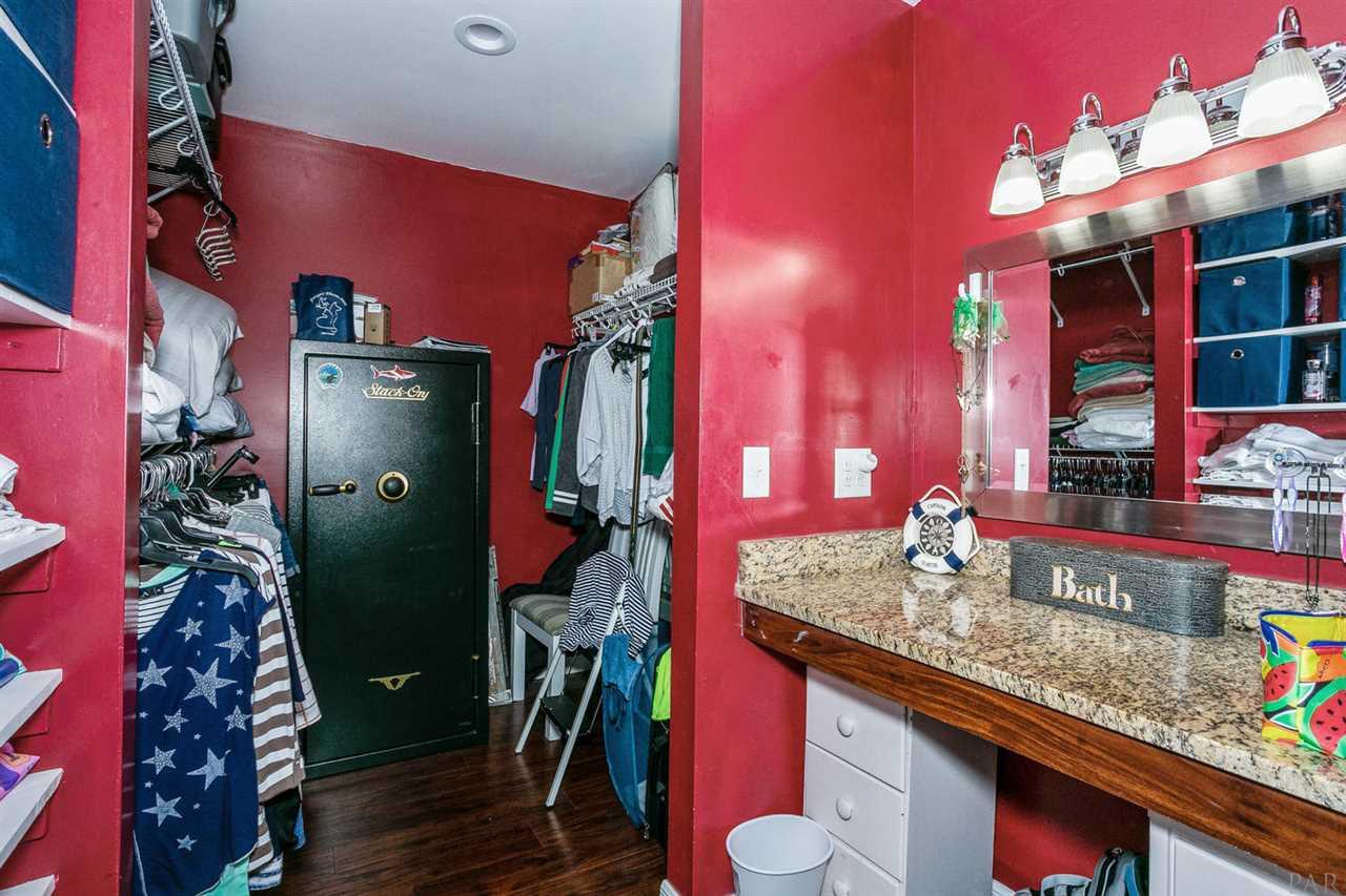 2739 River Run Road Navarre, FL 32566 - Photo 25 of 40 Gallery Image 25