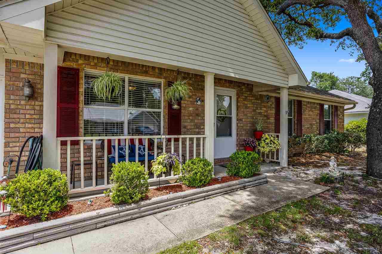 2739 River Run Road Navarre, FL 32566 - Photo 4 of 40 Gallery Image 4