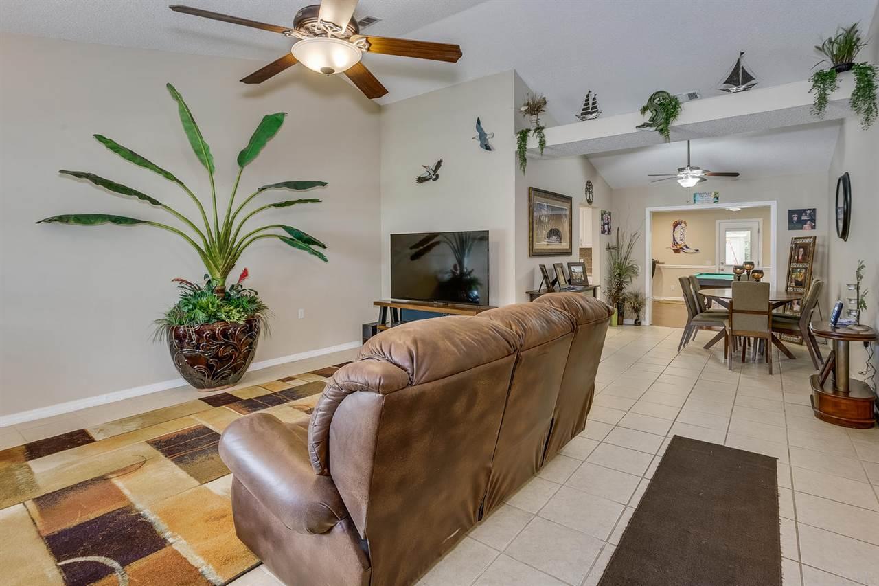 2739 River Run Road Navarre, FL 32566 - Photo 8 of 40 Gallery Image 8