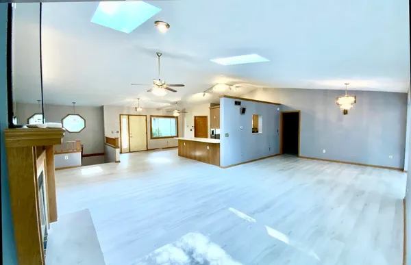 $2,800 | 3121 Carefree Drive, Rockford, IL 61114